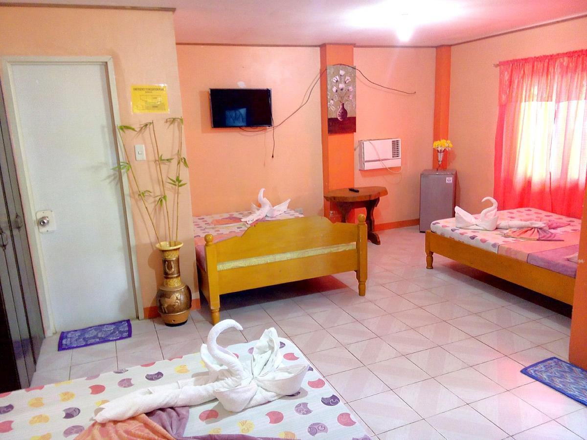 Jun And Carol Beach Cottages Pagudpud Exteriér fotografie