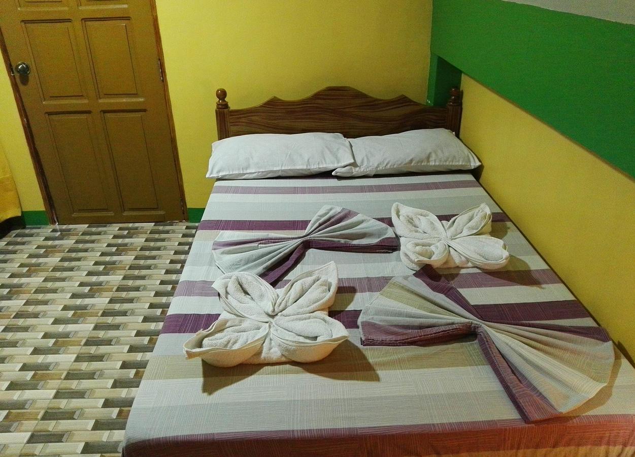 Jun And Carol Beach Cottages Pagudpud Exteriér fotografie